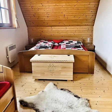 Drevenička Anička - Liptovská Mara