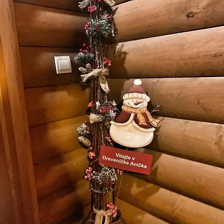 Drevenicka Anicka - Liptovska Mara بيت للعطل *