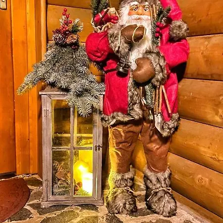 Drevenicka Anicka - Liptovska Mara بيت للعطل *