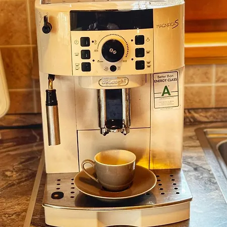 Drevenička Anička - Liptovská Mara *