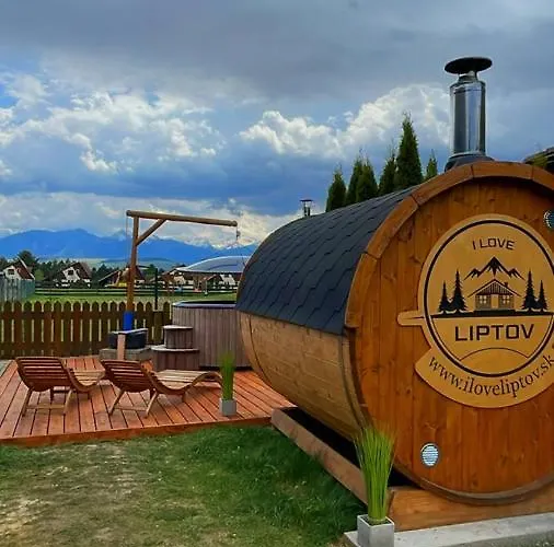 Drevenicka Anicka - Liptovska Mara *