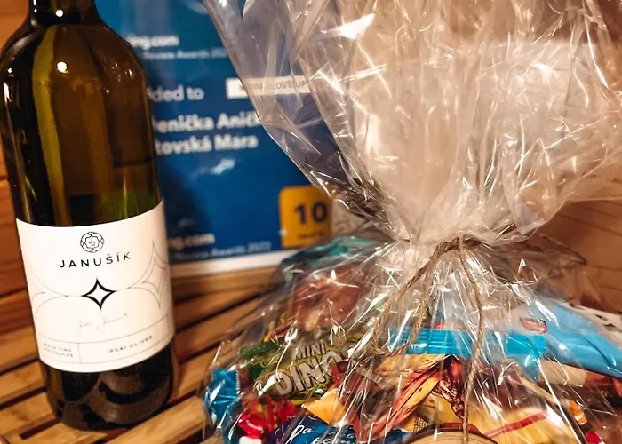 Drevenicka Anicka - Liptovska Mara Dovolenkový dom Liptovsky Trnovec